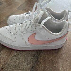 Nike Kids White and Pink Sneakers